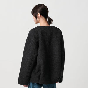 ブークレ ノーカラーブルゾン