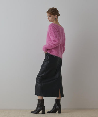 フェイクレザータイトスカート