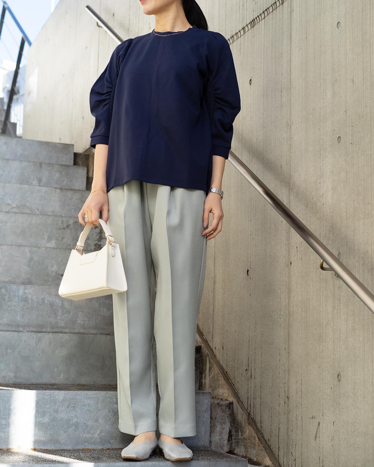 クルーネックボリュームスリーブカットソー