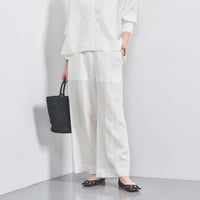 ホワイト系・WHITE