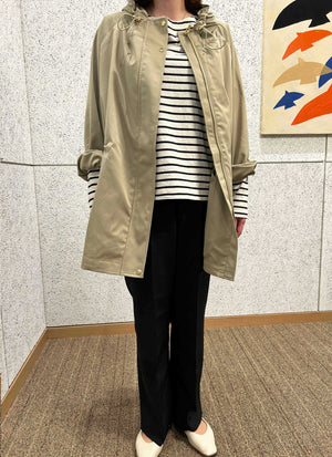 マウンテンパーカー