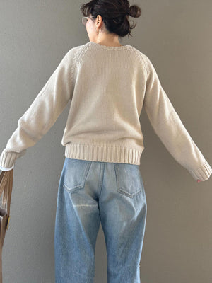 ラウンドネックニット