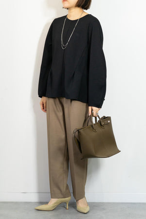 ウエストカーブカットソーブラウス