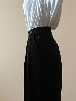 タックワイドパンツ