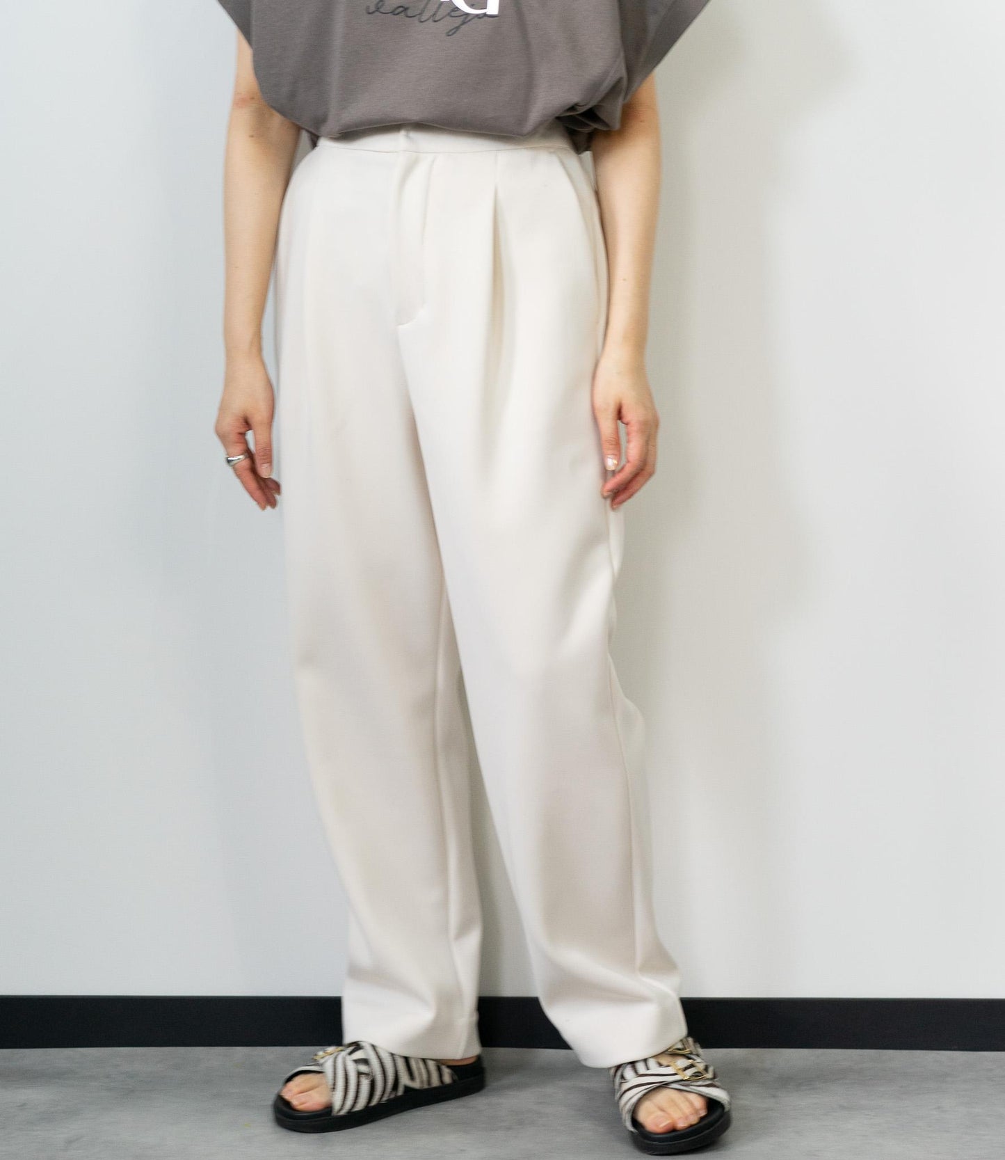 ダンボールニットパンツ