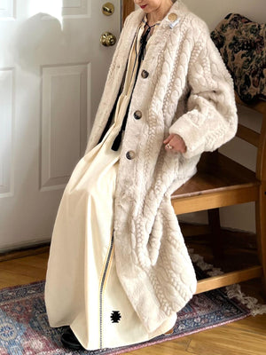 ケーブル編みエコファーロングコート