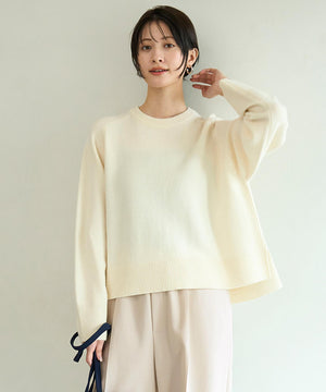 カシミヤブレンド クルーネックニット