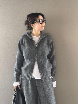 ダブルジップフーディーニットアップ