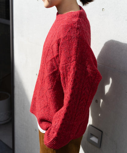 ケーブルニット