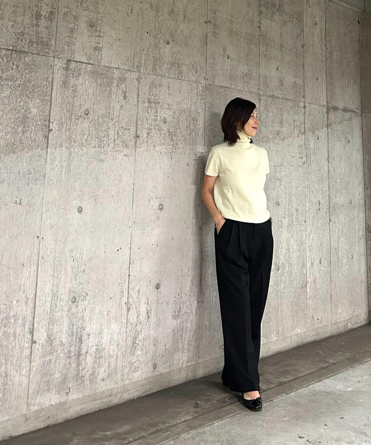 ワイドツータックパンツ