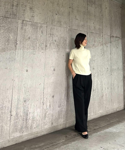 ワイドツータックパンツ