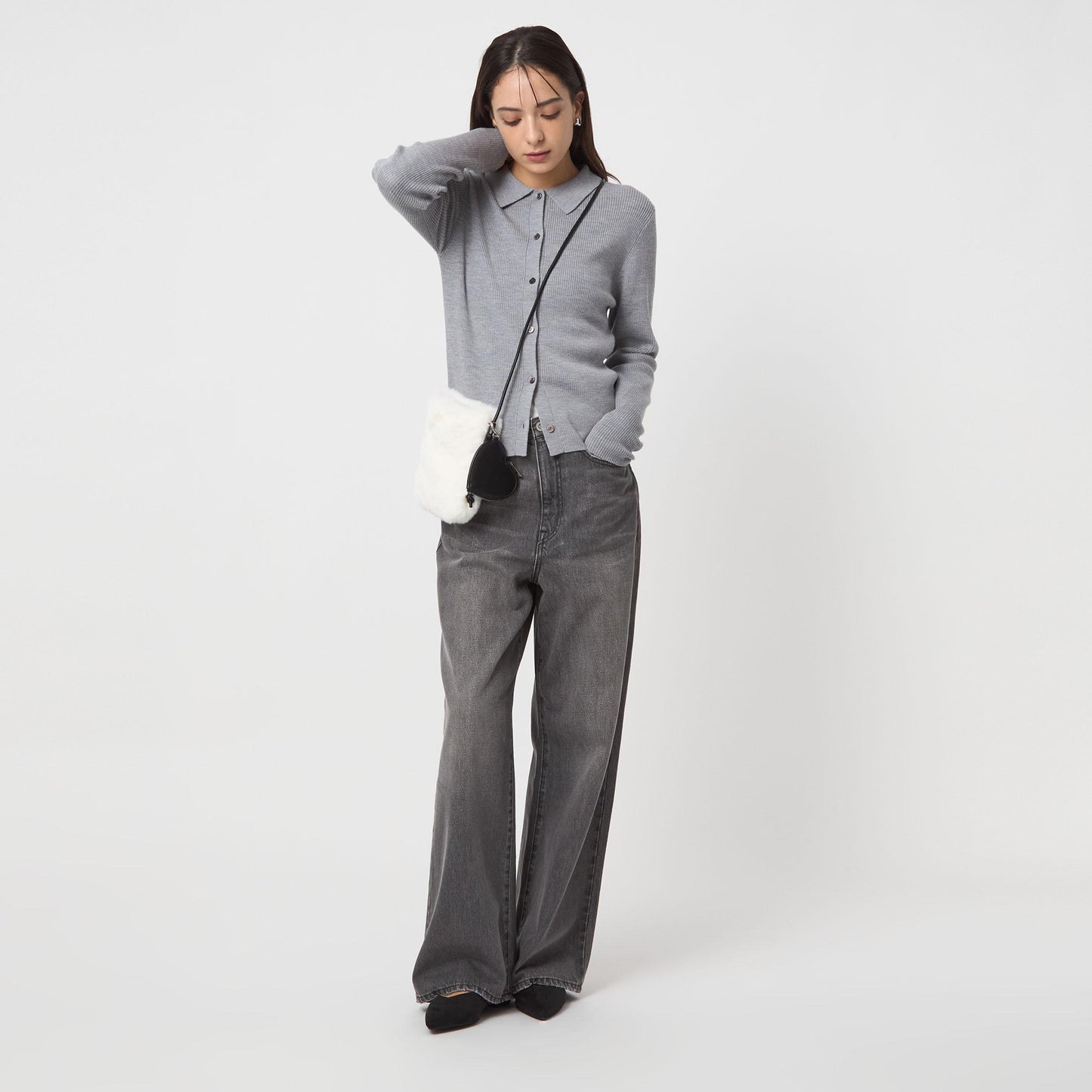 ファーショルダーバッグ ハートチャーム付き