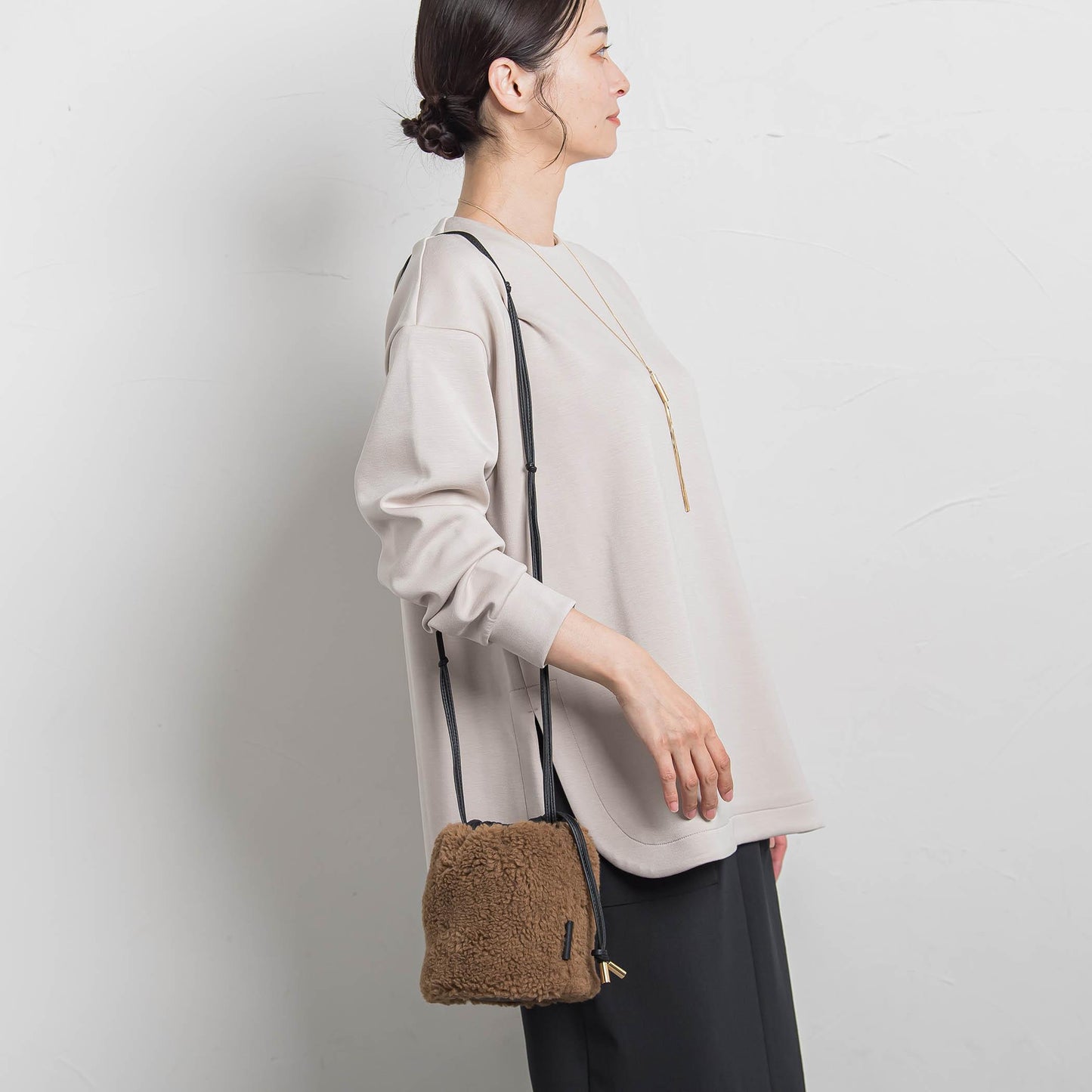 【WEB限定】【VIOLAd'ORO】ボア巾着ミニバッグ　ELMO / V-8925