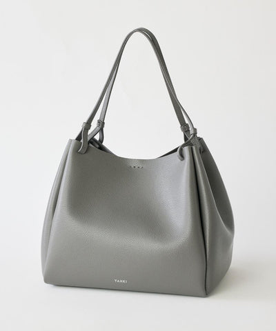SOFT SHRINK レザートートバッグ《YAHKI》