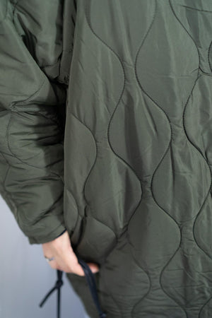 リバーシブルボアキルティングノーカラーアウター