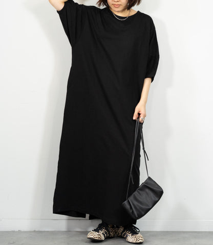 コクーンスリーブストレートワンピース