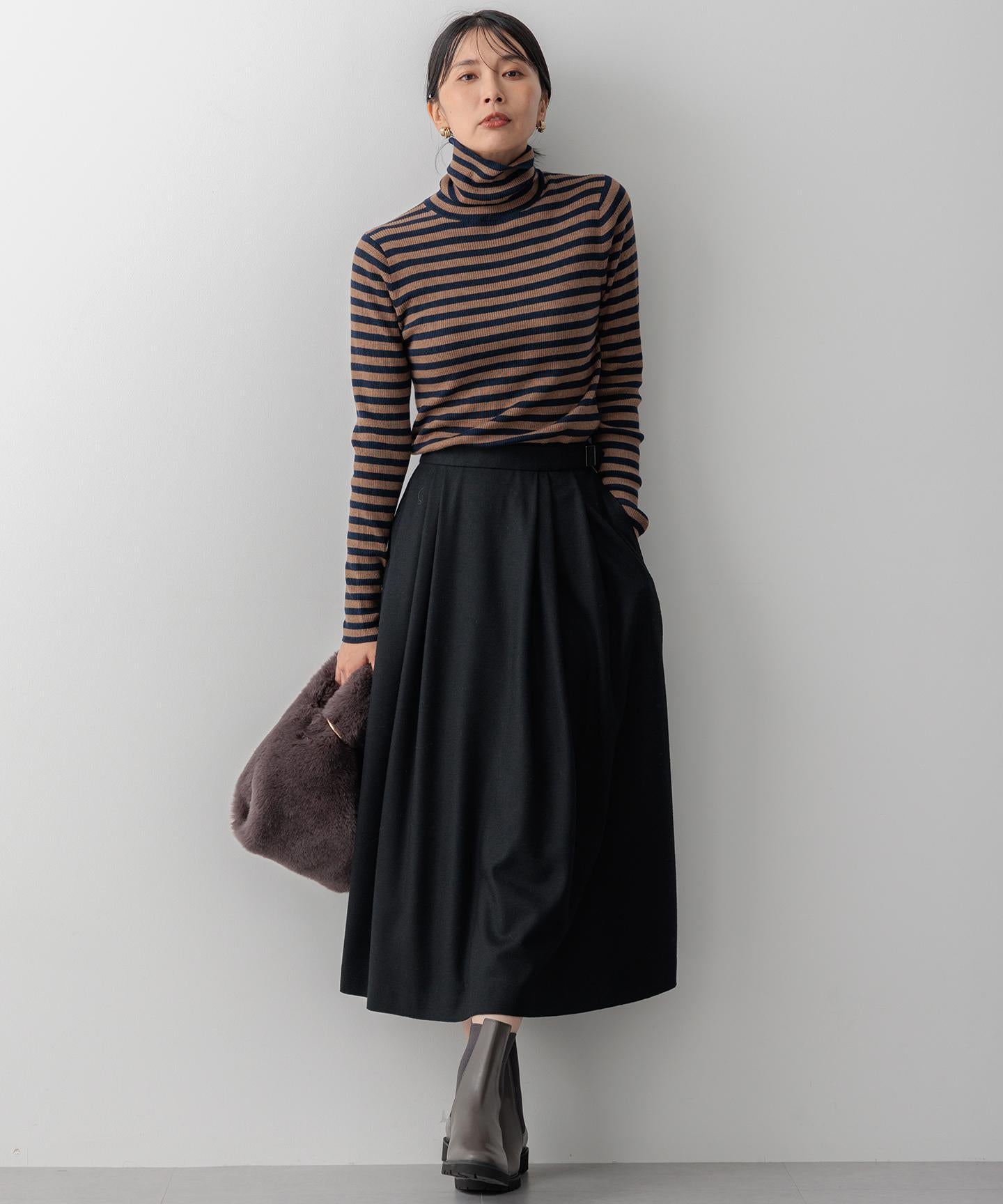 ウーステッドウール リブタートルネック ニット