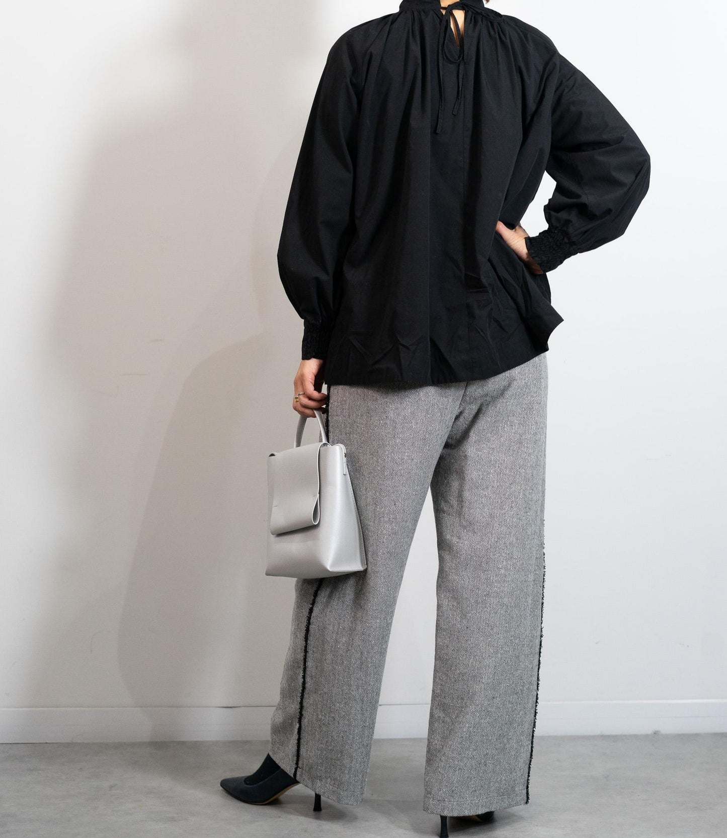 サイドフリンジヘリンボーンパンツ