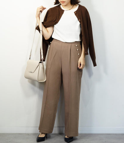 ストレートパンツ