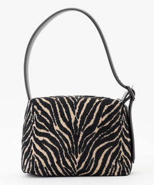 スクエアワンハンドル バッグ