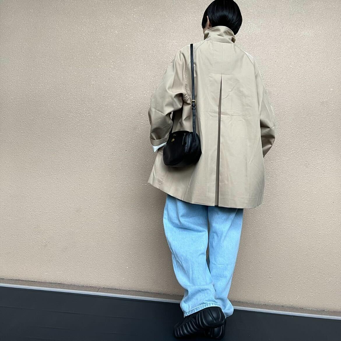 ミディアムトレンチコート