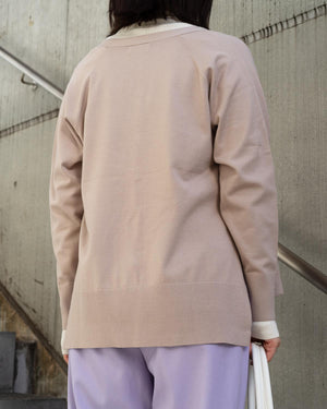 パールボタンVネックカーディガン