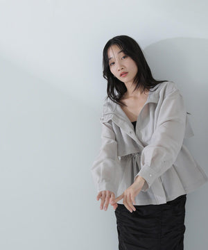 フーディードロストブルゾン