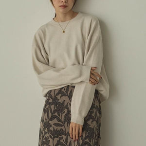 やわもちクルーネックニット