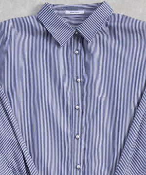 パール釦オーバーサイズシャツ