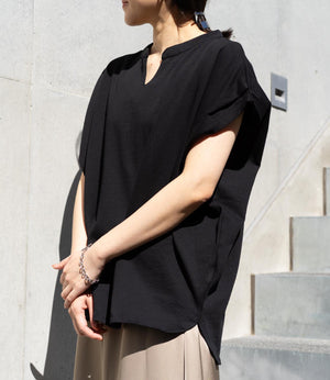 スタイルカバーキーネックカットソー