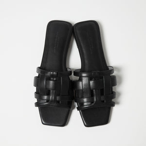 イントレフラット サンダル