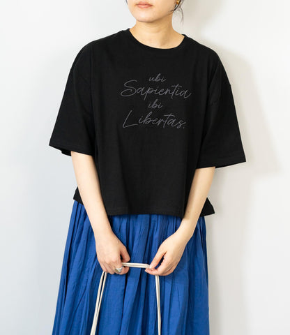 エンブロイダリークロップドTシャツ