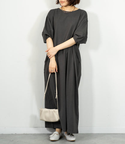 コクーンスリーブストレートワンピース