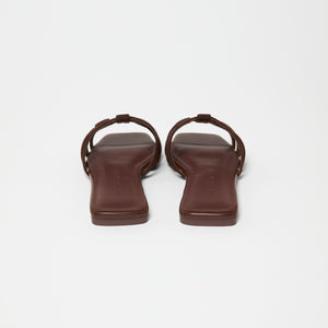 イントレフラット サンダル