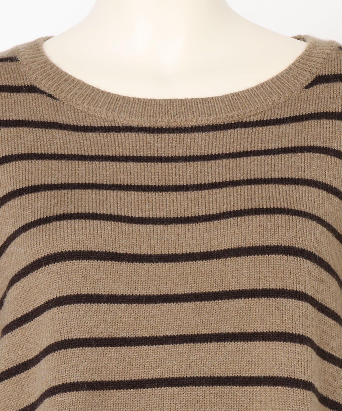 ボーダー柄ニット