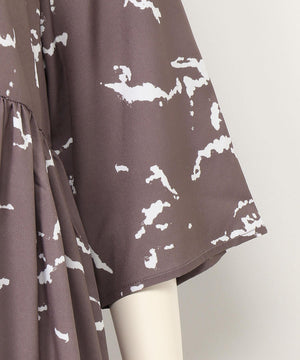 ｷｬｻﾞｰｷﾘｶｴﾌﾞﾗｳｽ