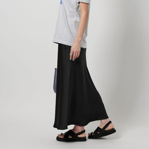 ポリエステルサテン マーメイドフレアスカート