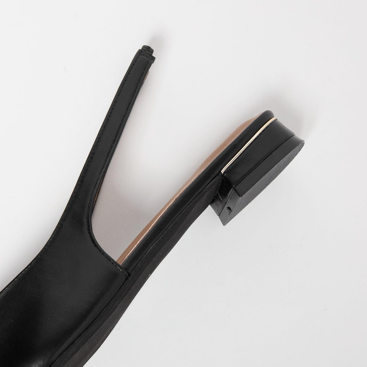 ポインテッド Vカットバー スリングバックシューズ / サンダル / パンプス