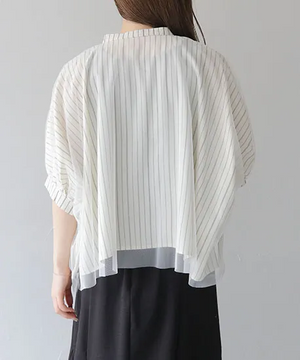 チュールレイヤードドレープブラウス