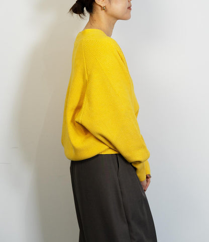 デザイン編みニットカーディガン