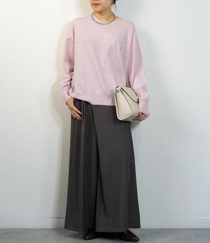 Vネックコンパクトニット