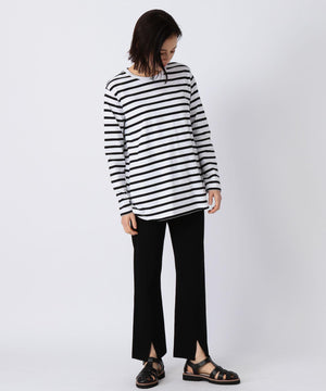 スリットパンツ