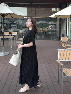 フリルシャーリング切り替えワンピース