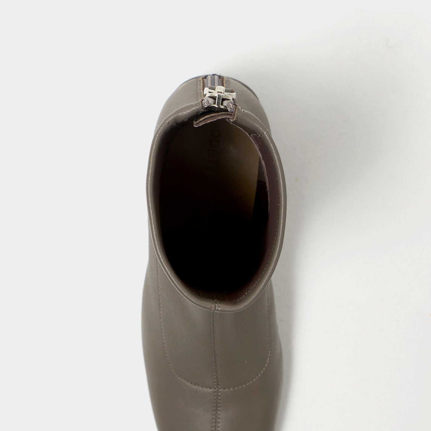 ストレッチレザー ショートブーツ60↓↑