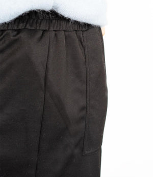 ポンチタイトスカート