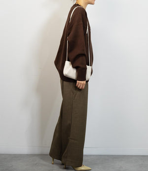 ジャガードロゴニット