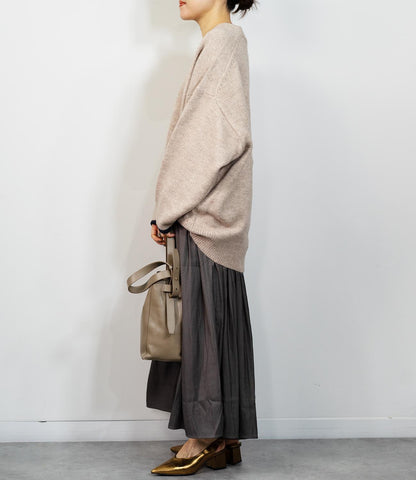 バイカラールーズVネックニット