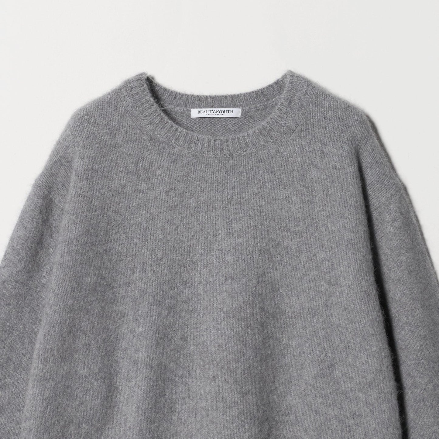 フォックスカシミヤブレンド クルーネックニットプルオーバー