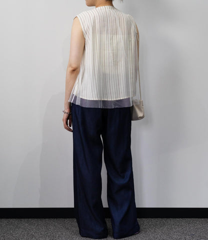 チュールレイヤードノースリーブブラウス