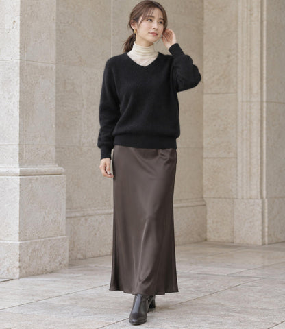 ウールカシミアホールガーメントVネックニット